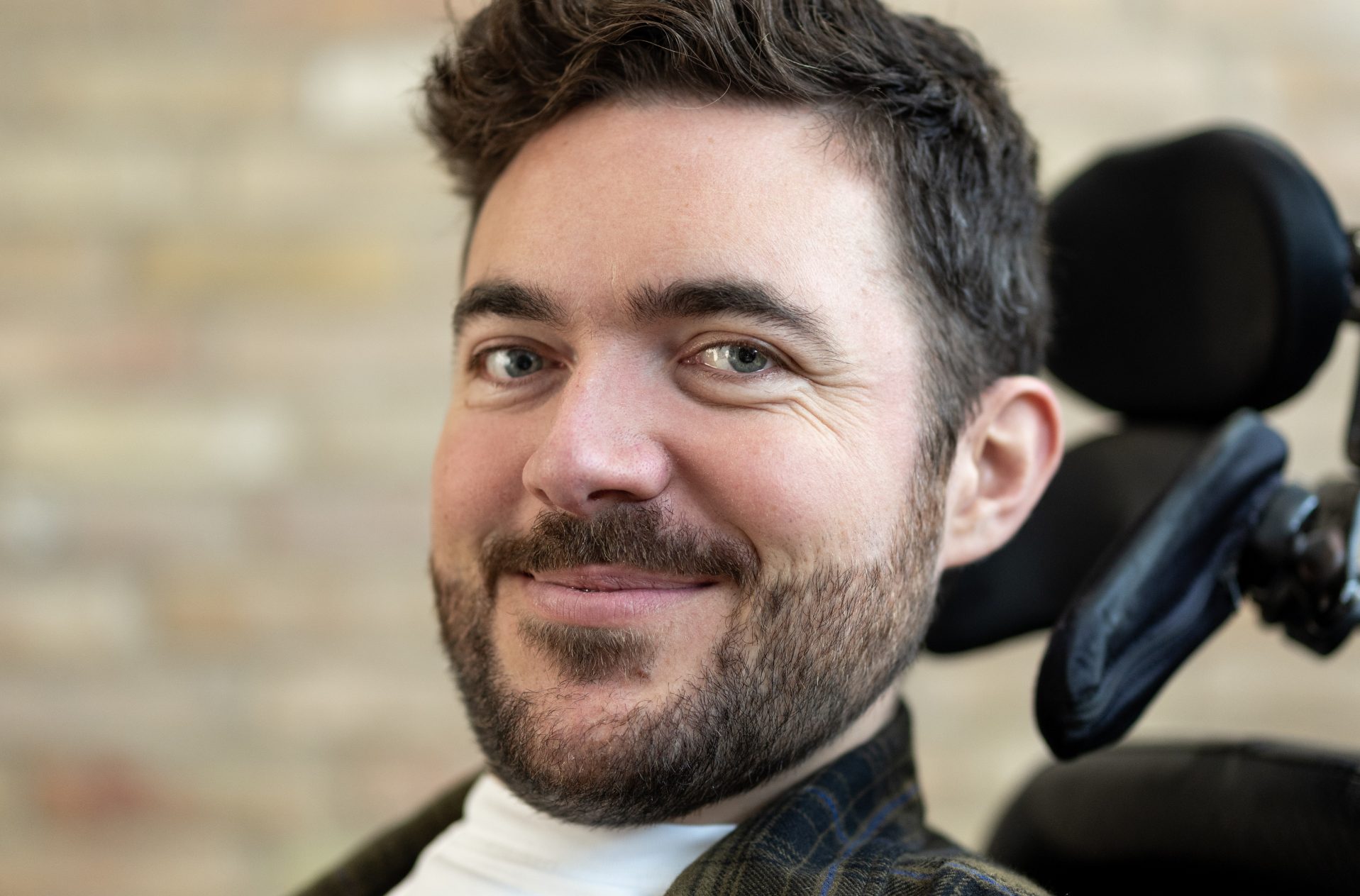 12-09-41-aspect-ratio-1917-1263