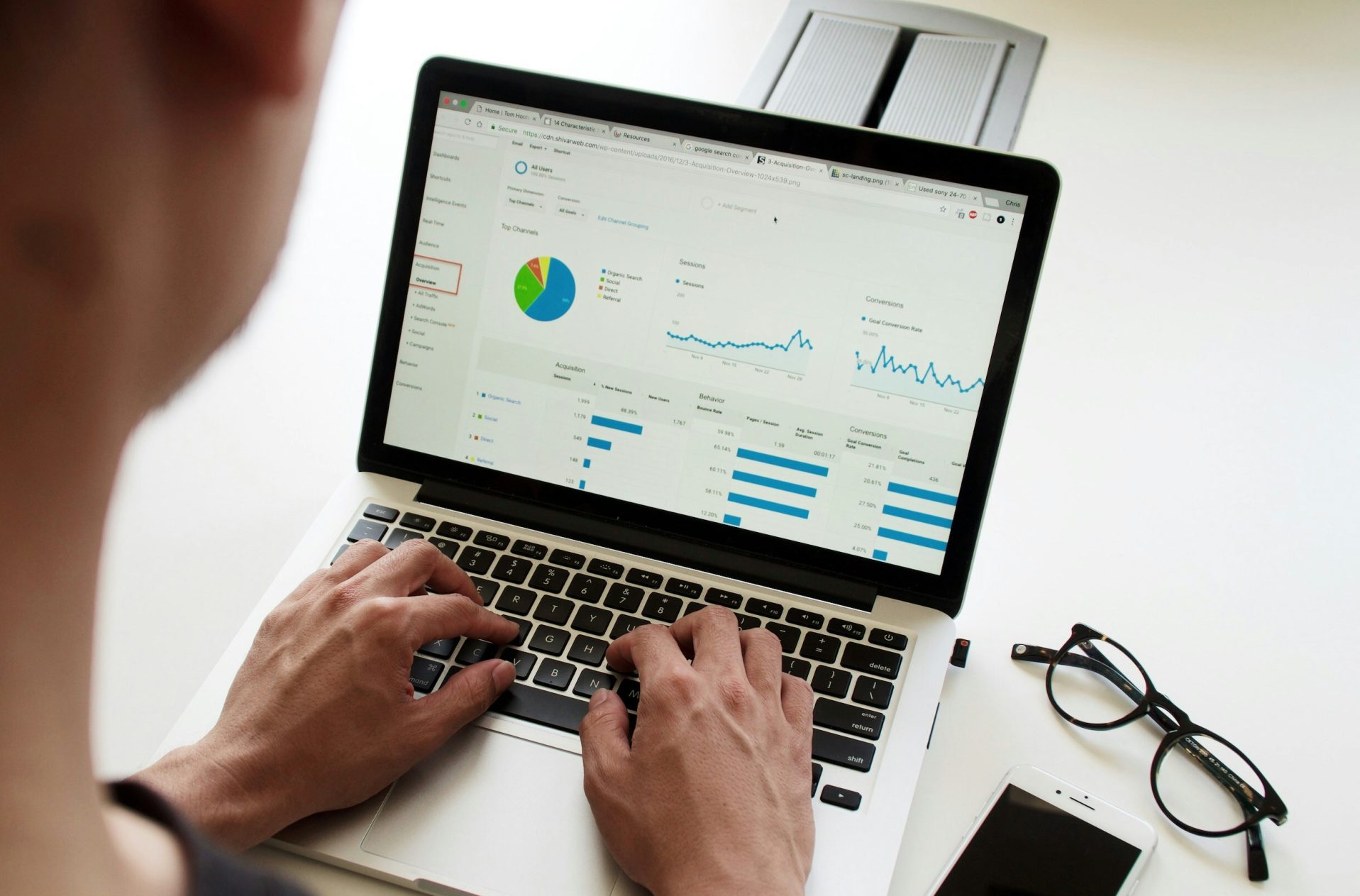 campaign-creators-pypeCEaJeZY-unsplash-aspect-ratio-1917-1263