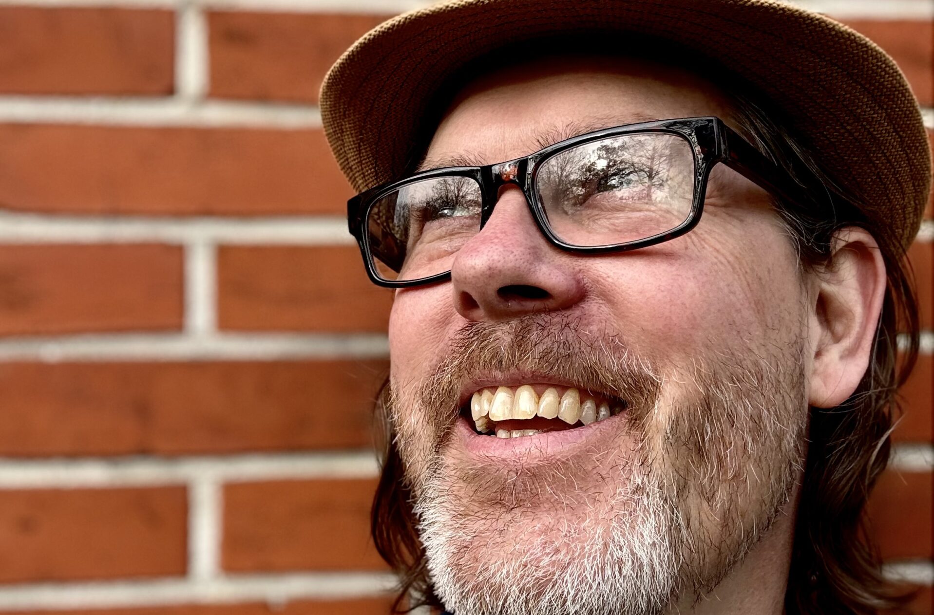 Kian-1-aspect-ratio-1917-1263